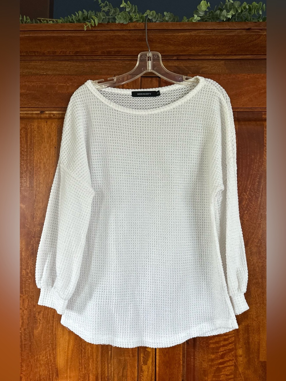 MEROKEETY White Open Knit Pullover Top